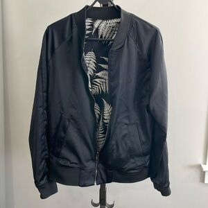 Men’s H&M reversible bomber jacket, size Medium, black color